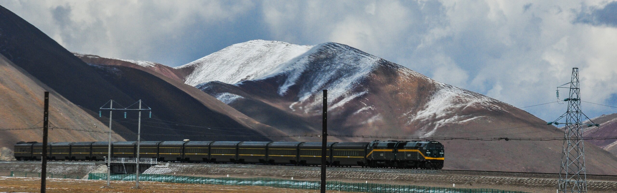 Trains to Tibet — Experience the Qinghai-Tibet Railway