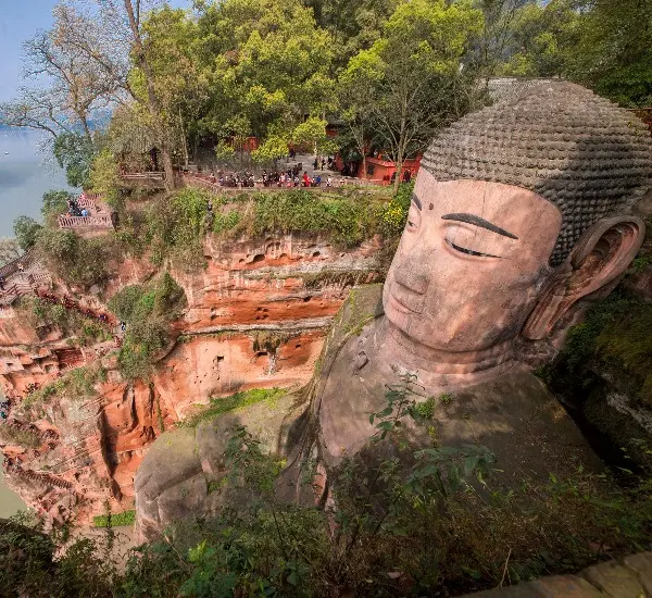 giant buddha