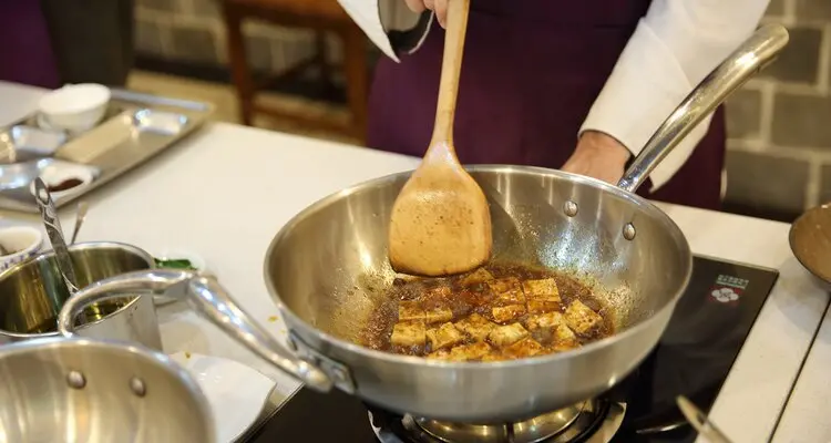 Cooking Sichuan dishes