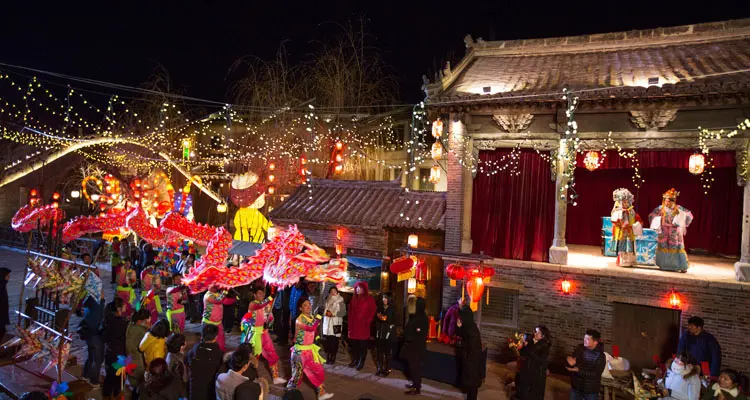 dragon dance