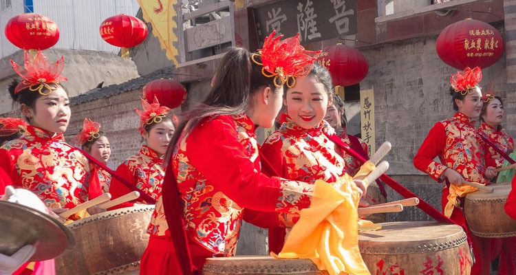 chinese new year temple fair