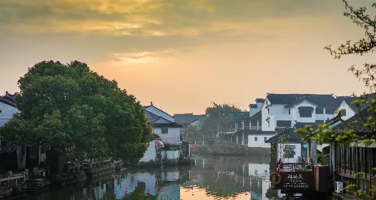 Tongli Water Town