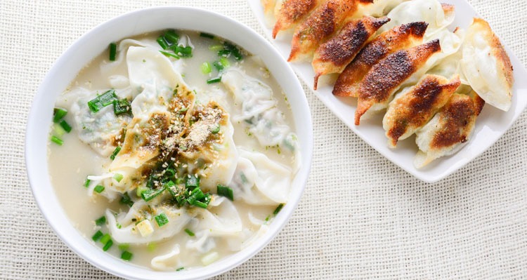chinese typical breakfast:Wontons and Dumplings