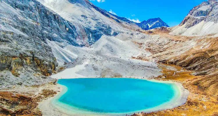 a blue lake