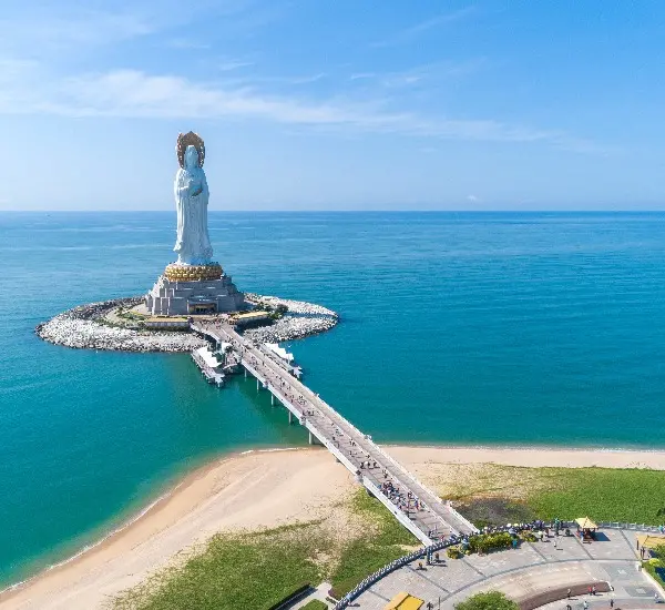 18-Day Beijing, Xian, Chengdu, Zhangjiajie, Guilin, Sanya, Wanning and Shanghai Tour