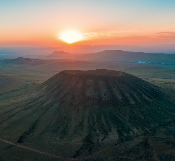 wulanhada volcano