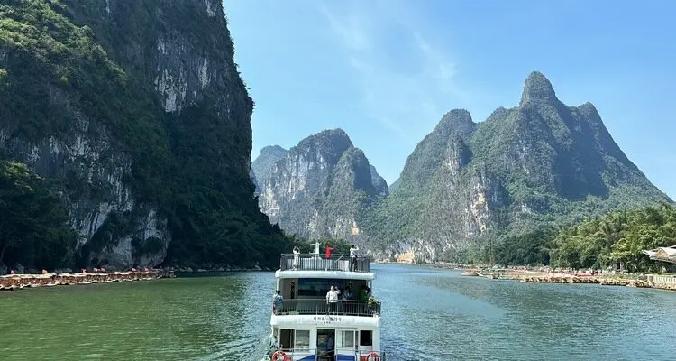 4-star boat
