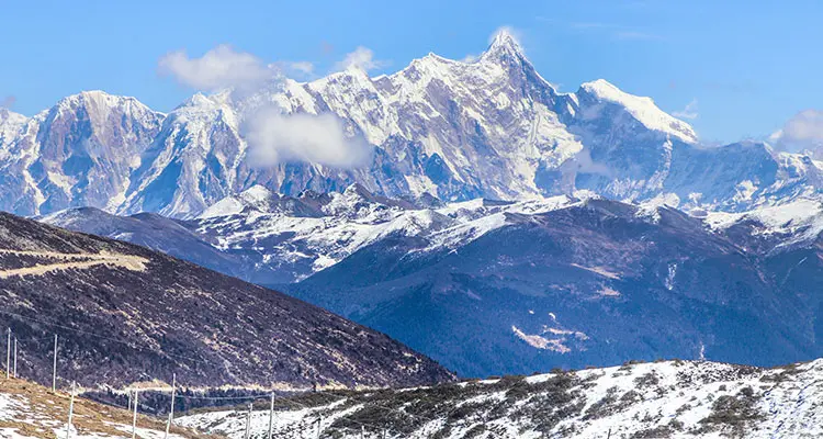 snow peaks