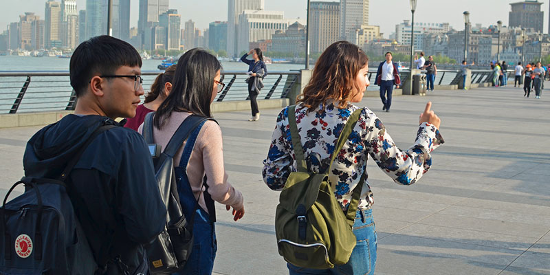 Walk on the Bund
